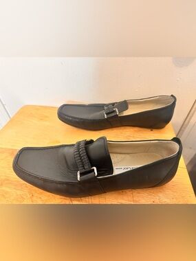 Kenneth Cole Black Leather Slip-On Loafers